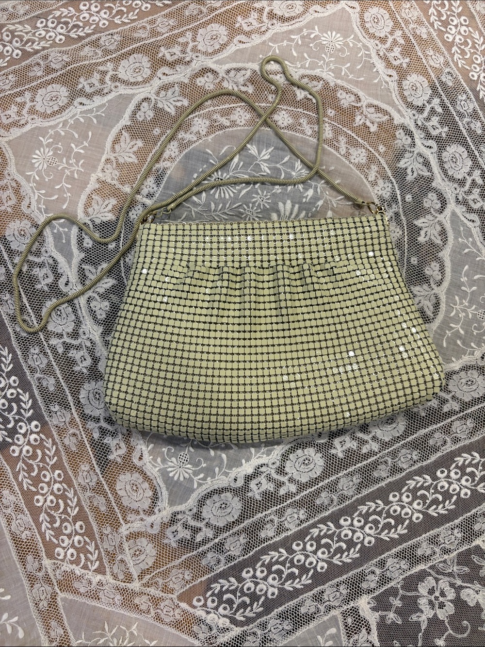 Vintage Mesh Evening Bag in Pale Gold